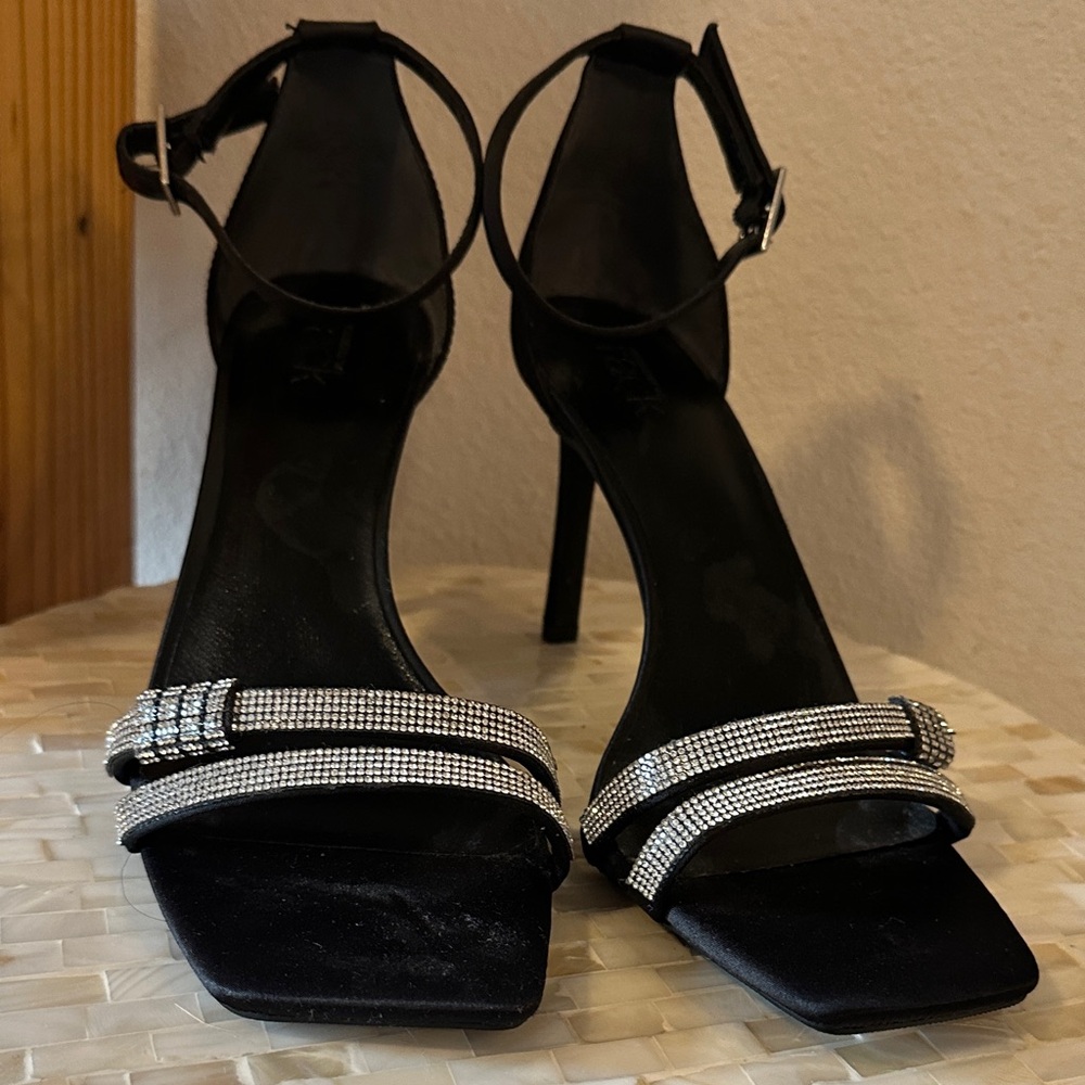 Chic Black and Silver Strappy Heels